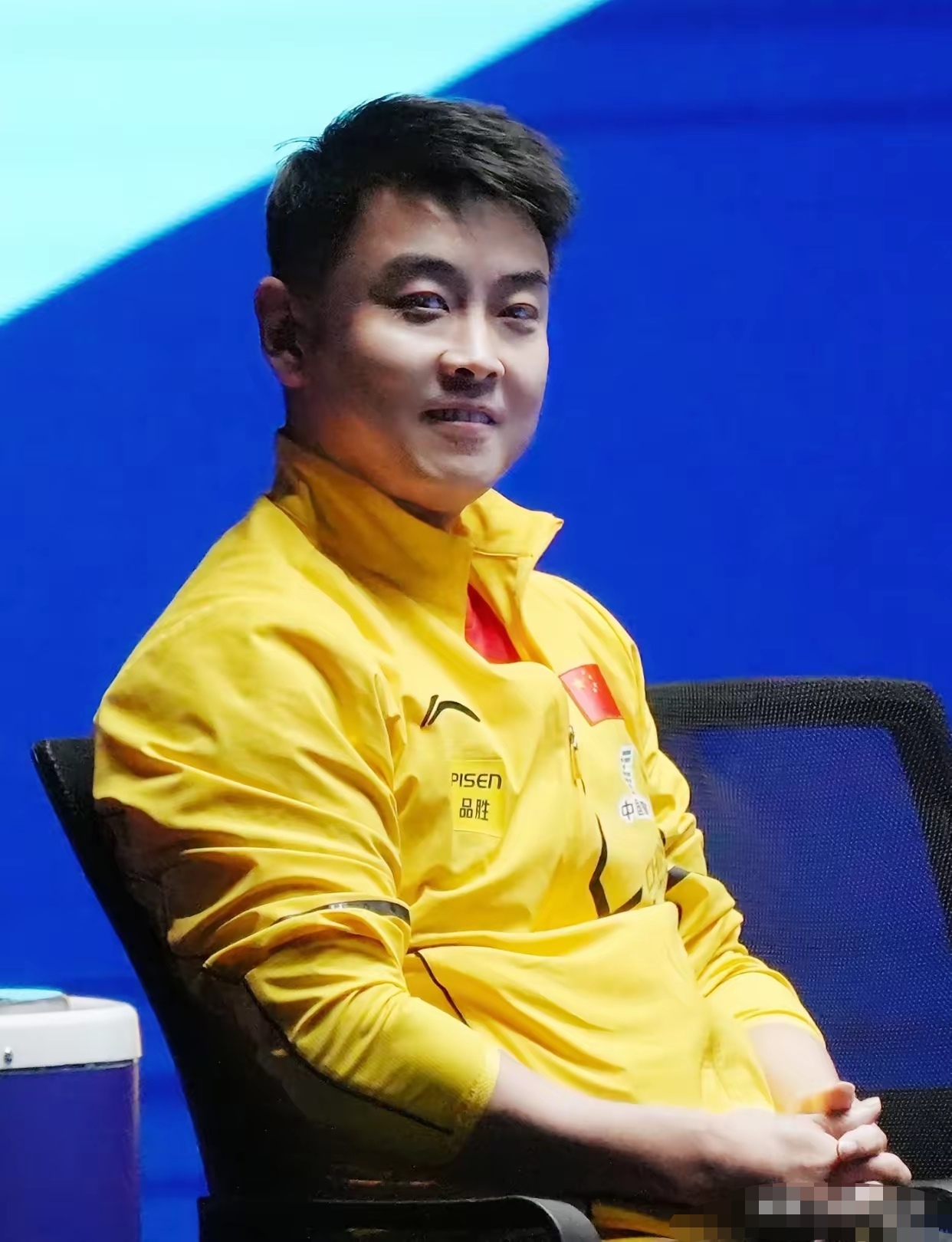 包含中国乒乓球队完胜比利时乒乓球队，王皓绝境逆转的词条