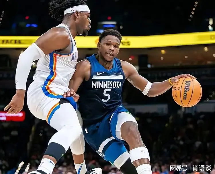 国王主场战胜黄蜂，福克斯率领全队得分的简单介绍