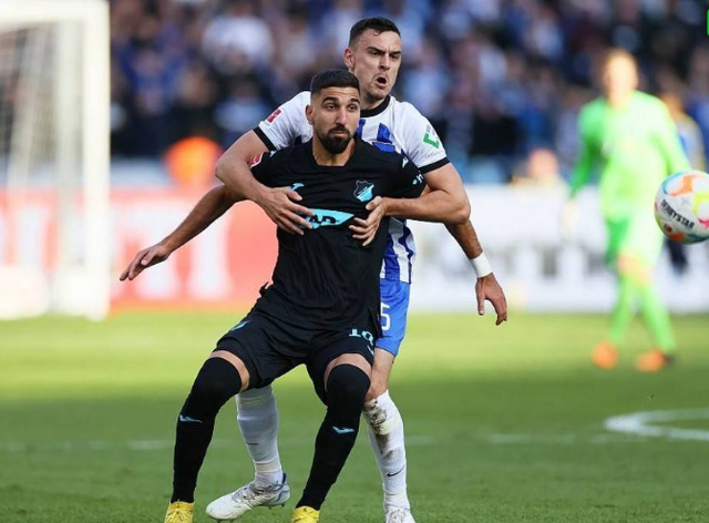 沙尔克04继续颓势，德甲球迷失望