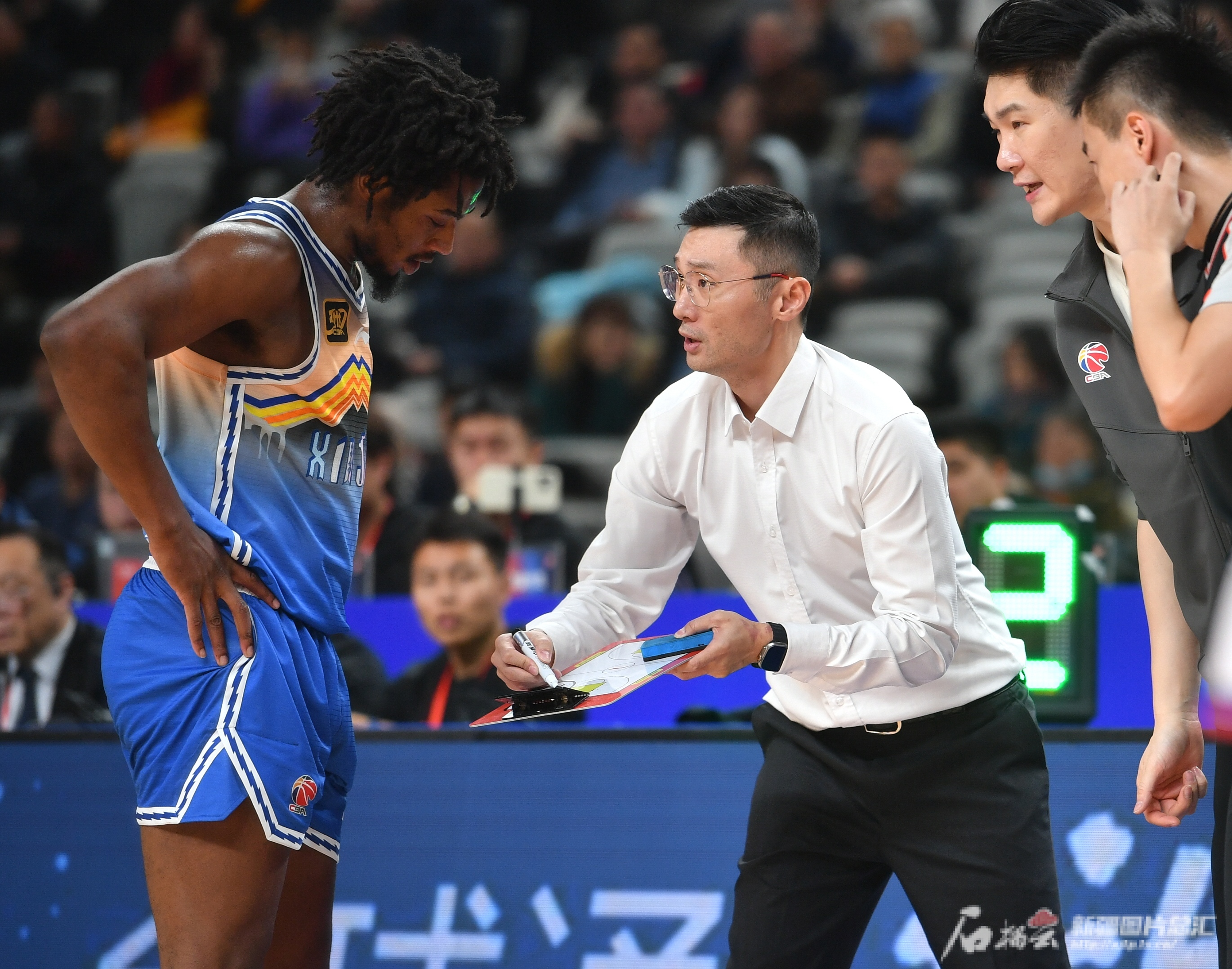 新疆男篮再次击败对手，完美表现