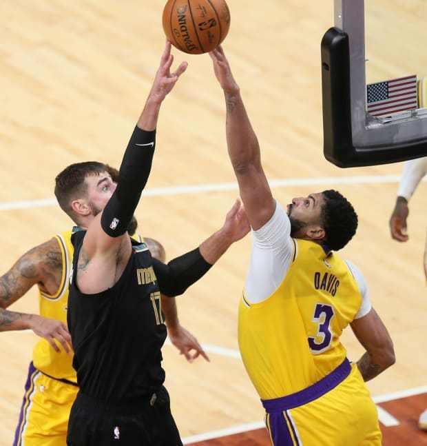 吉林队逆转广州队,浓眉哥刷新纪录 吉林队逆转广州队,浓眉哥刷新纪录