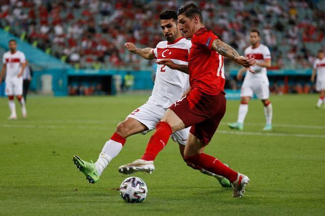 巴黎逆转土耳其，佩德里统治全场的简单介绍