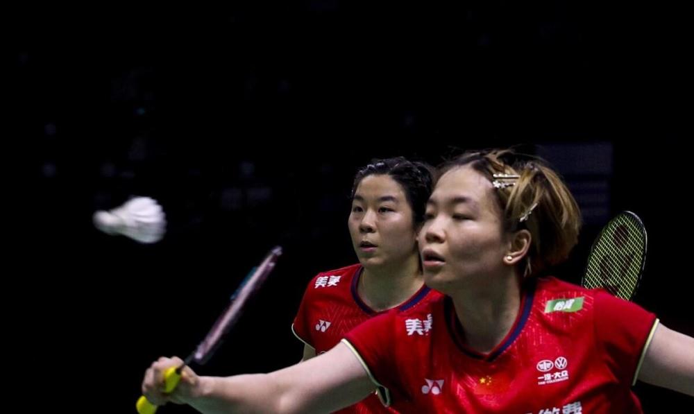 中国队碾压韩国队,陈雨菲带队取胜 中国队碾压韩国队,陈雨菲带队取胜