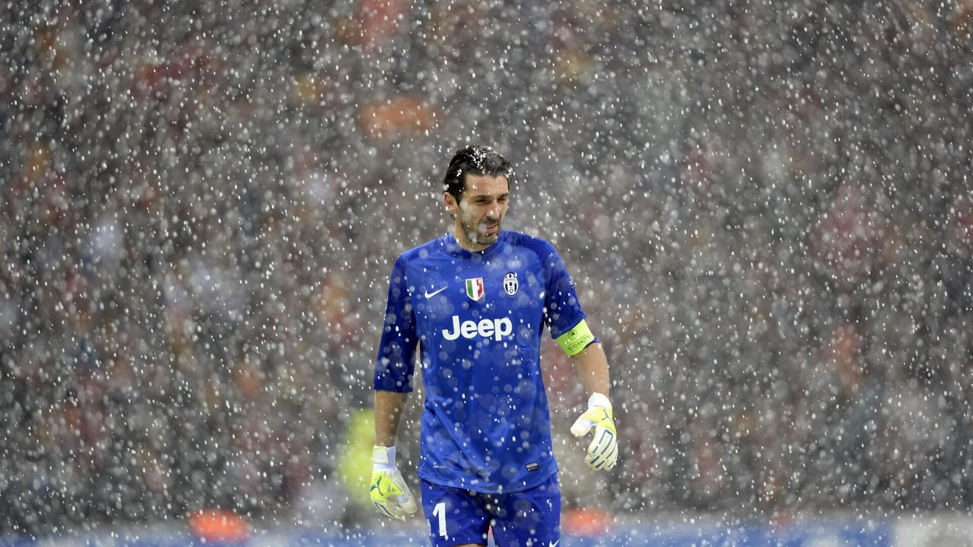 诺里斯领航，迈凯伦绝地反击，一场改写历史的团队胜利